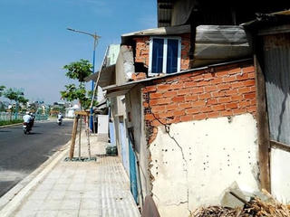 TP.Hồ Chí Minh: Tiếp tục xuất hiện lún, nứt dọc kênh Tân Hóa – Lò Gốm