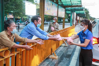 Báo Đại Đoàn Kết kêu gọi ủng hộ Chương trình ‘Cơm cho người nghèo trong đại dịch Covid-19’