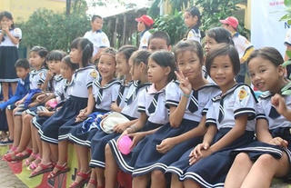 Bộ GD&ĐT yêu cầu báo cáo về 'đồng phục học sinh'