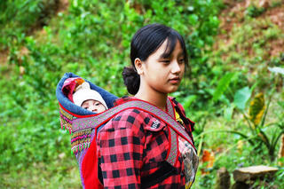 Điệu ru buồn nơi đỉnh cổng trời