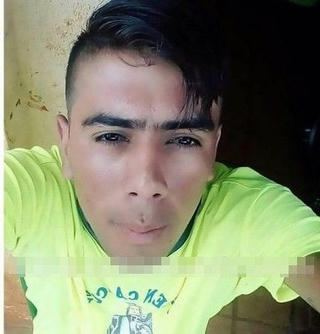 Chàng trai bất ngờ xuất hiện trong lễ tang của chính mình