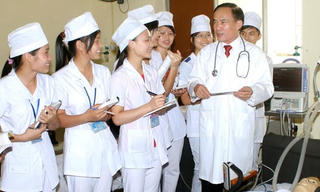 Đào tạo bác sĩ đừng ‘chạy theo trào lưu’