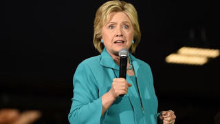 Cựu Ngoại trưởng Clinton chỉ trích việc dọa khởi chiến Triều Tiên