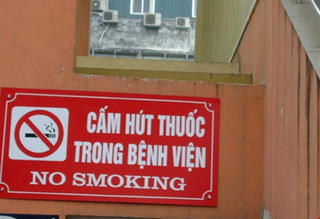 Phạt 110 triệu đồng vì hút thuốc lá sai quy định
