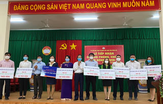 Đồng Nai tiếp nhận hơn 30 tỷ đồng ủng hộ mua vaccine Covid-19