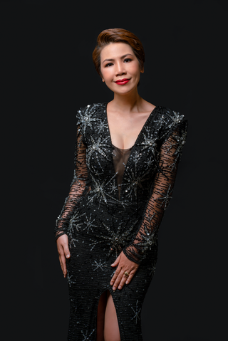 Hồng Vy và những người bạn