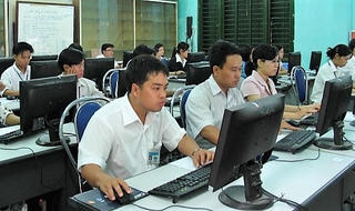 Chỉ cán bộ, công chức, viên chức mới được thi tuyển lãnh đạo