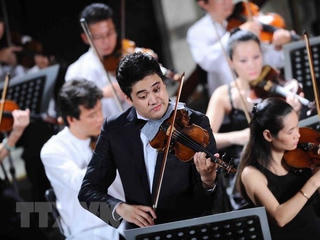 Nghệ sỹ violin tài năng Bùi Công Duy mở màn mùa diễn 2019