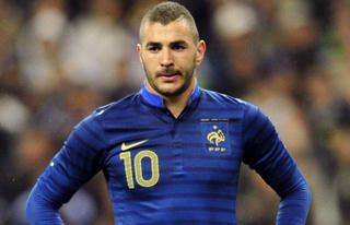 Benzema gửi lời chúc mừng tới đội tuyển Pháp