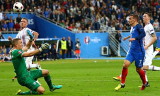 Pháp hạ Iceland trong 'mưa' bàn thắng, tiến thẳng vào bán kết