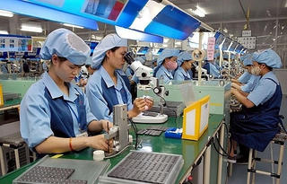 ‘Chia lửa’ với doanh nghiệp