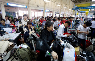 Sớm triển khai mở rộng sân bay Tân Sơn Nhất