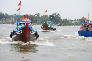 Bình yên những chuyến tàu ra khơi