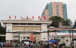 Điểm lại những vụ cán bộ y tế 'xộ khám' do nâng khống giá thiết bị