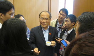 Ngồi 'vai' nào thì cũng phải vì dân, vì nước