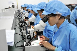 Thị trường lao động tại TP HCM hút người tài