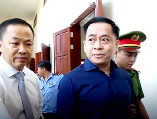 Vụ Ngân hàng Đông Á: Vũ 'nhôm' khai thường xuyên mượn tiền của chủ ngân hàng