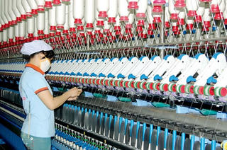 Tìm giải pháp  cụ thể đẩy mạnh  sản xuất