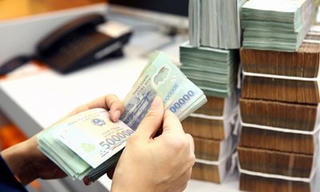 Lo ngại dịch chuyển dòng tiền?