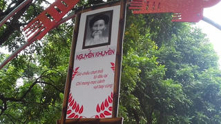 Những hạt sạn ở Ngày Thơ