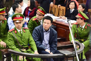 Xét xử sơ thẩm Hà Văn Thắm và đồng phạm: Làm 'xiếc' với khoản vay 500 tỷ đồng