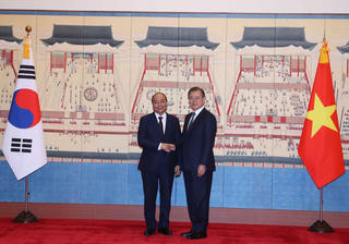 Đưa kim ngạch thương mại song phương Việt Nam - Hàn Quốc lên 100 tỷ USD