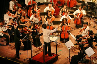 Gala mở màn mùa diễn 2017