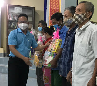 TP.Hồ Chí Minh: Hỗ trợ đồng bào miền Trung gặp thiên tai