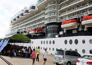 Đẩy mạnh khai thác du lịch tàu biển