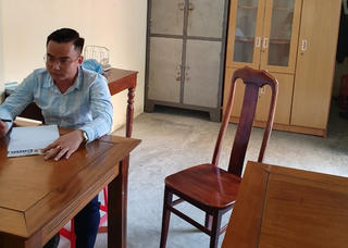 Bắt đối tượng làm giả sổ đỏ để chiếm đoạt tài sản