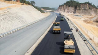 Đẩy mạnh kế hoạch giải ngân vốn dự án giao thông cuối năm