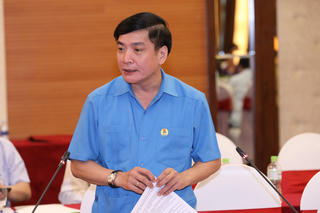 Công nhân vẫn trăn trở về việc làm, thu nhập