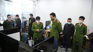 Triệt phá 'tập đoàn cho vay nặng lãi' núp bóng công ty tài chính