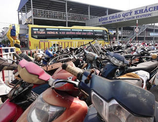 Cần có biện pháp xử lý xe máy vô chủ