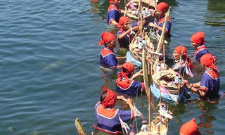 Đánh thức du lịch biển đảo