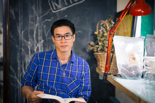 Nhà thơ Nguyễn Phong Việt: Lòng biết ơn đánh dấu sự trưởng thành của một con người