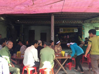 Nghẹn ngào lý do người mẹ thắt cổ con rồi tự kết liễu đời mình