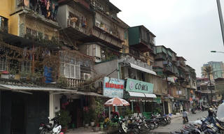 Lập phương án di dời 2 chung cư cũ nguy hiểm