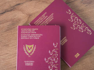 Vợ ĐBQH Phạm Phú Quốc có đầu tư 2 triệu euro để nhận hộ chiếu Cyprus?