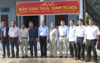 Cà Mau mở đợt cao điểm vận động toàn dân ‘Đền ơn đáp nghĩa’