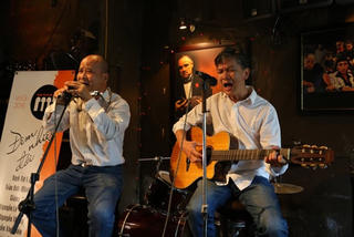 Lang thang cùng Đêm nhiệt đới