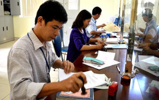Có được hưởng trợ cấp thất nghiệp khi được ký HĐLĐ mới?