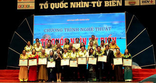 ‘Tổ quốc nhìn từ biển’- khơi dậy trách nhiệm đối với biển đảo thiêng liêng