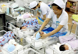 Chênh lệch giới tính khi sinh tiếp tục gia tăng
