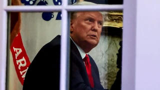 Ba luật sư của ông Trump rút khỏi vụ kiện ở Pennsylvania