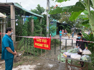 TP Bạc Liêu kịp thời hỗ trợ rau củ nhu yếu phẩm cho người dân khu vực phong toả 