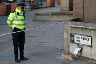 IS đứng sau vụ khủng bố trên cầu London