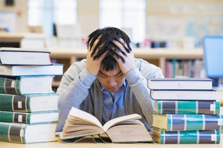 Áp lực thi cử