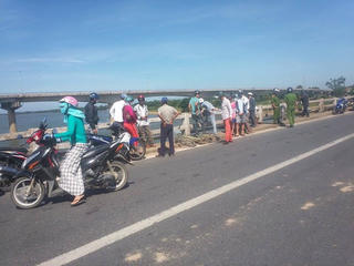 Tìm thấy thi thể thanh niên nhảy cầu Câu Lâu tự vẫn