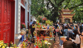 Lộc chưa thấy, họa nhãn tiền